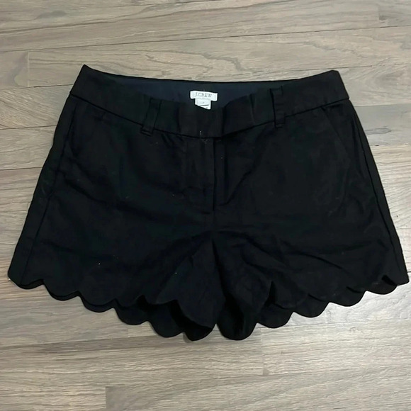 J. crew Flat Front Scalloped Hem Linen Cotton Mid-Rise Shorts Black. Size 2 - Picture 3 of 8